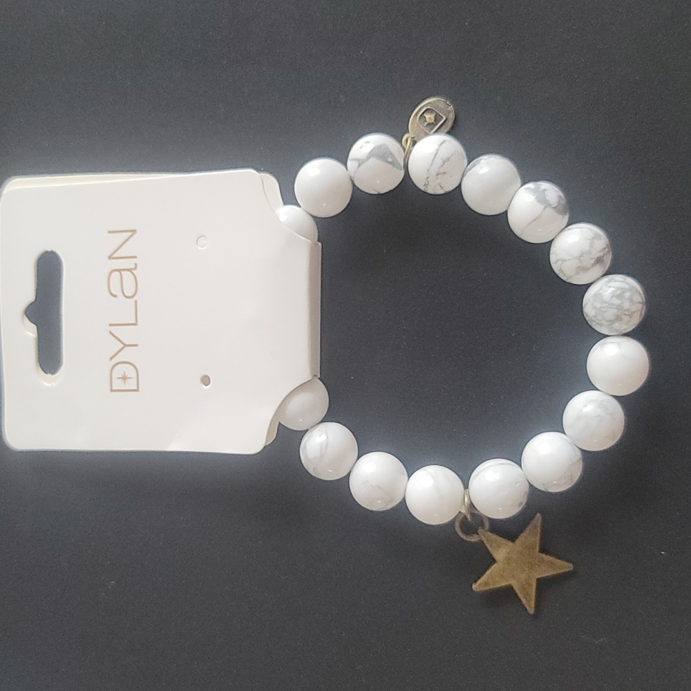 NWT Dylan Stretchy White Crackle Beaded Bracelet with Bronze Charms